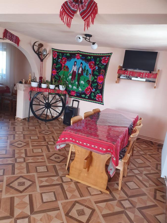 Cabana Georgiana Maria Ghetari Luaran gambar