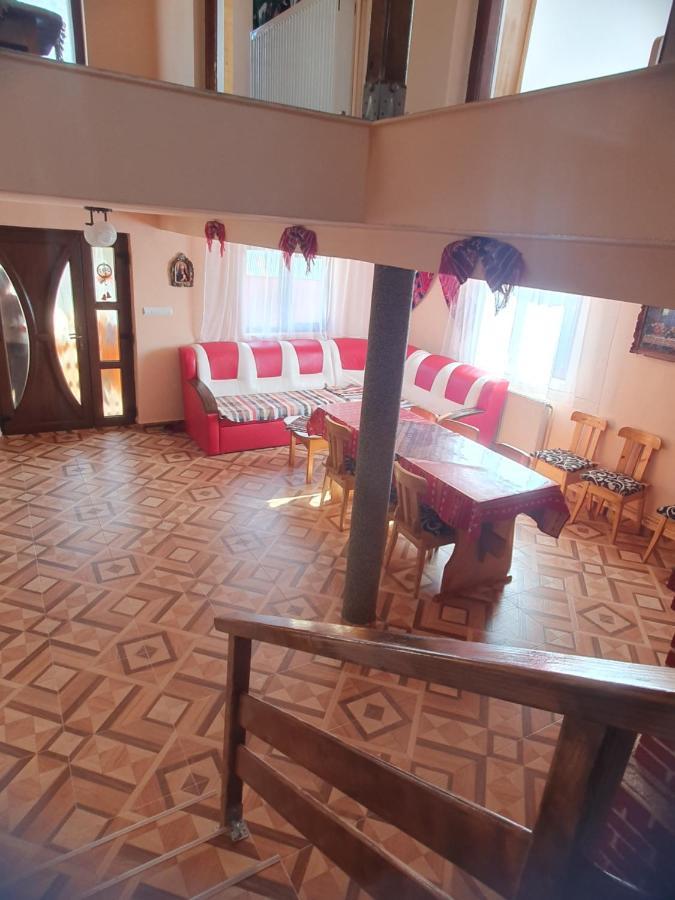 Cabana Georgiana Maria Ghetari Luaran gambar