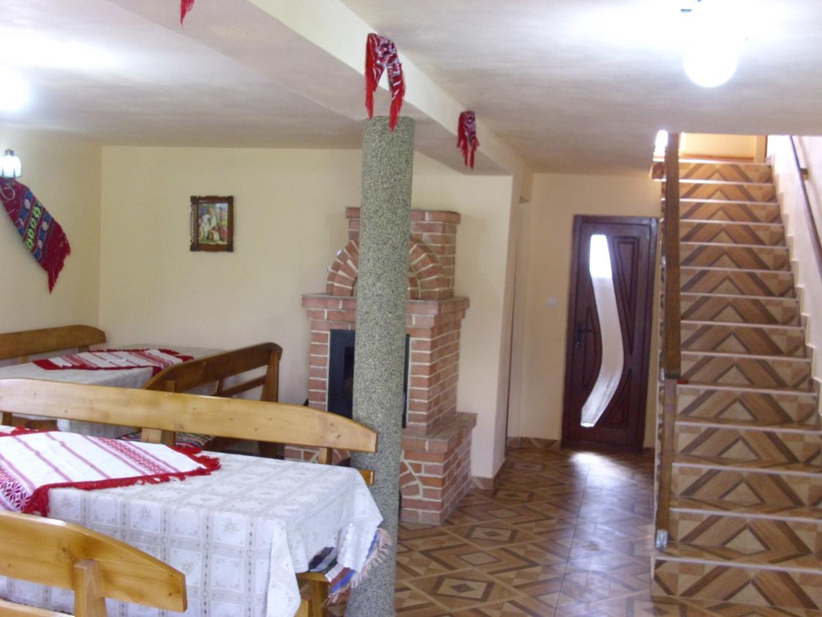 Cabana Georgiana Maria Ghetari Luaran gambar